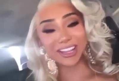 Flashback to her first time at the vmas