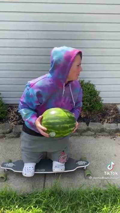 Goofy faces = content