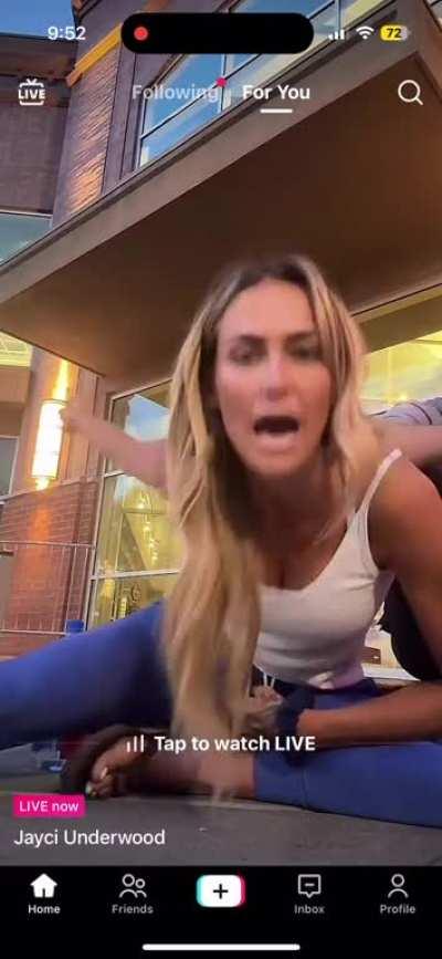 Mom loses it over Lifetime Fitness incident involving underaged daughter in swimsuit