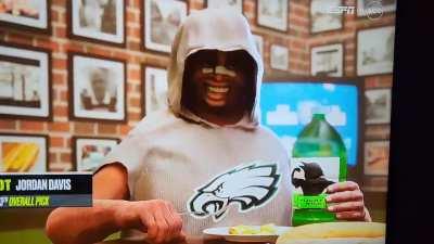 Jordan Davis as Charlie Kelly