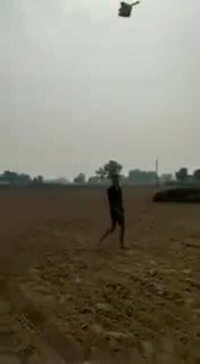 WCGW if I throw the spade up in the sky.