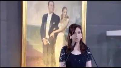 Cristina Fernández de Kirchner entrega la Orden del Libertador General San Martín a Nicolás Maduro