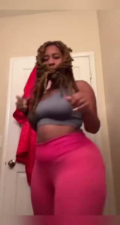 Black Girls Farting Comp