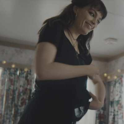 Emma Mackey is perfect for a gangbang