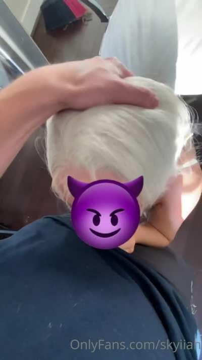 HORNY BLONDE GETS FUCKED WEARING ELF COSTUME🔥click on crosspost for more++ 💬