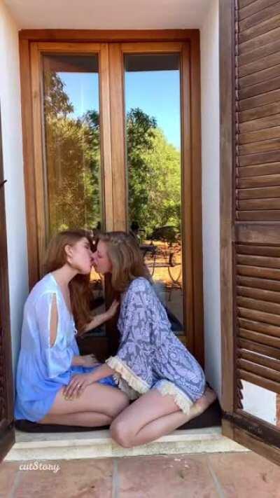 Kissing Under The Sun