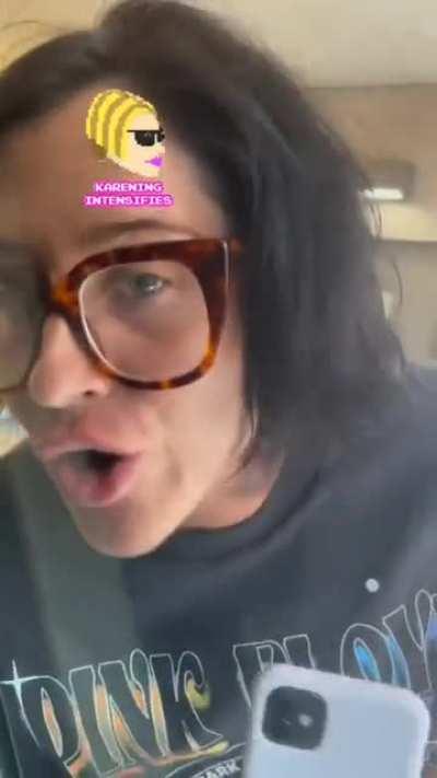 When Karen Lose Their Mind🙄