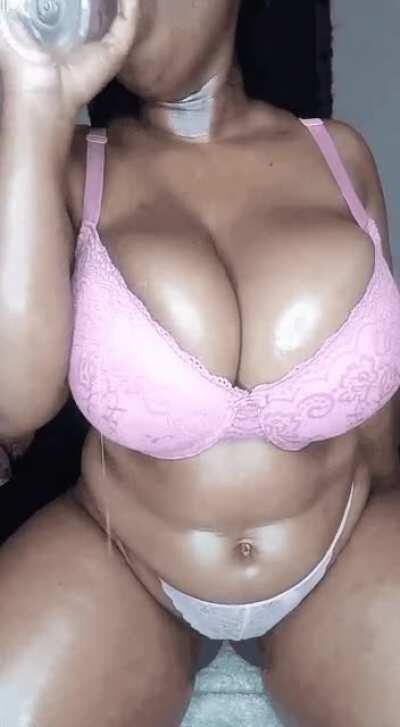 Imagine this was you🤤