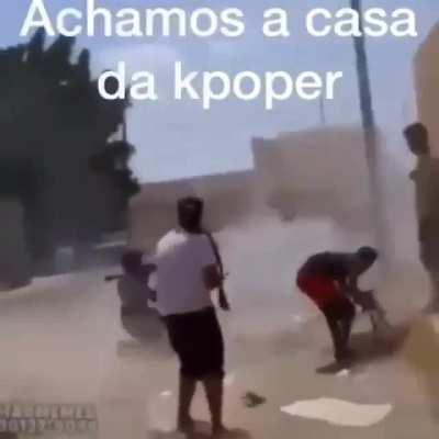 Alguém tem esse vídeo? Quero fazer um shitpost