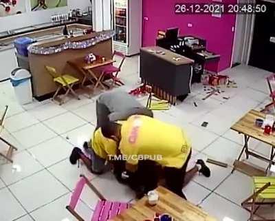 WCGW Robbing a Restaurant