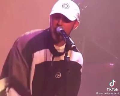 Does anyone have an ID on this jacket Mac is wearing in this?