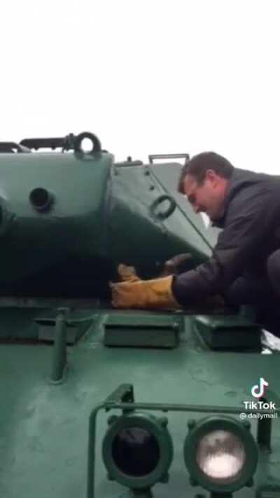 Gaijin trying to get rid of the furries at the end of this event