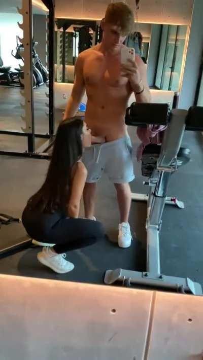 [Discord throwaway69xx#9328] My crush cucked me with BWC.. I can’t stop getting turned on thinking about it.. tease me and make sink deeper.