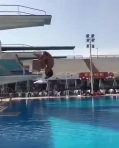 Total 11/10. I know 10's, and this is way better than a 10. It could even be a 12, but it's definitely better a 10.