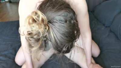 Amateur Babe Rides her Man Reverse Cowgirl and Gets an Orgasm