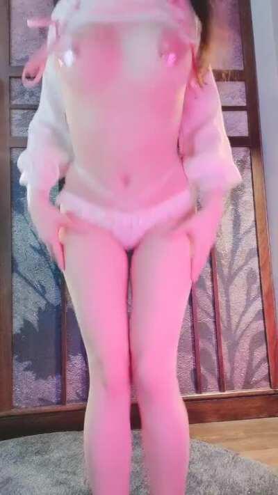 Boing boing! ♥ Selfie set available to ALL patrons! - Mikomi Hokina (Link in comments!)