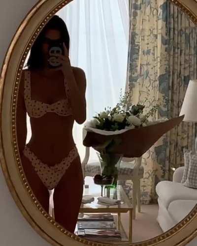 Body reflection via IG.