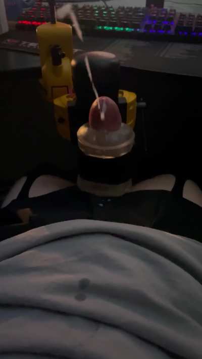 Femboy milked hands free