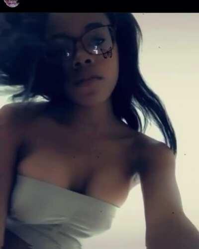 Biccbab3 from St. Louis / she does meet ups and she’s cheap 😂❤️