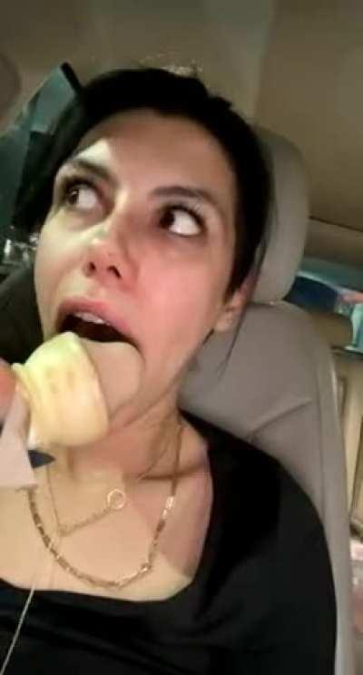 Imagine this is your cock instead 👀