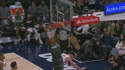 [Highlight] Anthony Edwards rates his THREE monster dunks tonight