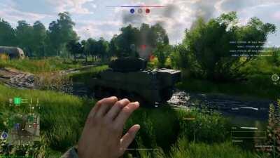 War Thunder: 152 mm cannon go *Hit*. Meanwhile in Enlisted: