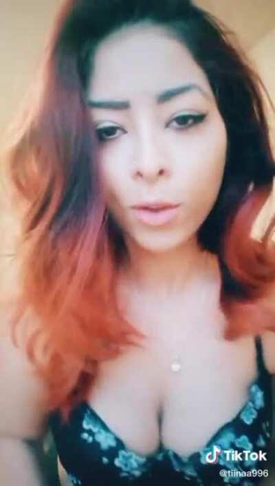 Look at my friend making an earthquake with her melons