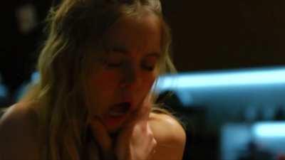 Sydney Sweeney and her sex face 