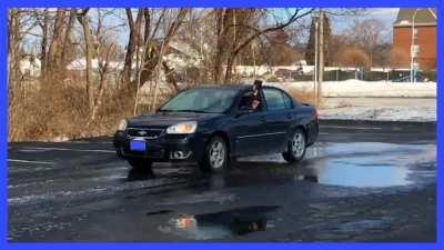 r/OkBuddyPersona plays tic tac toe on Haru's forehead (very funny I promise)