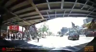 Car crash leaves eight people injured.The Bronx.