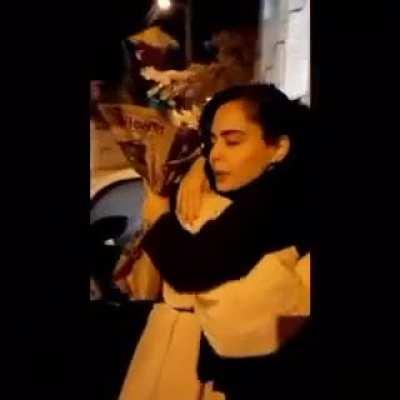 Mina Yaghoubi was released from prison today. Look at her bruised eye.