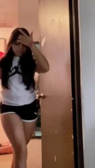 Instagram erika.dfm1. 🌟