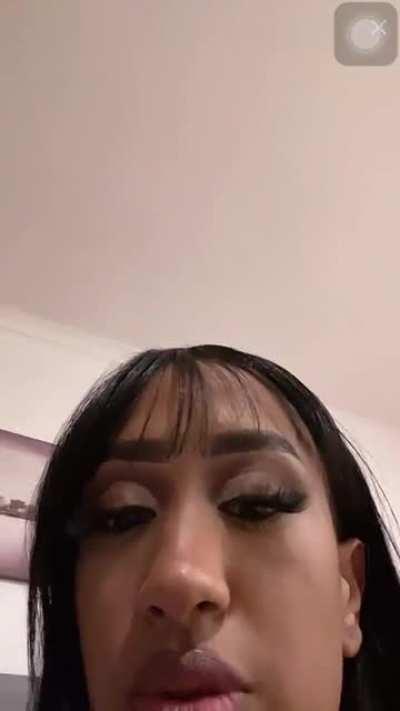 @ashleighanthony was live from Sole 🦶🏻 Sunday!! Part 3