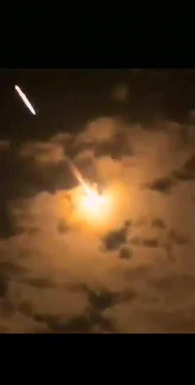 Meteor disintegrating