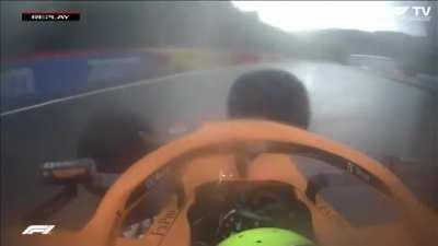 Q3: Norris loses control in wets and crashes out. Sesison reg flagged