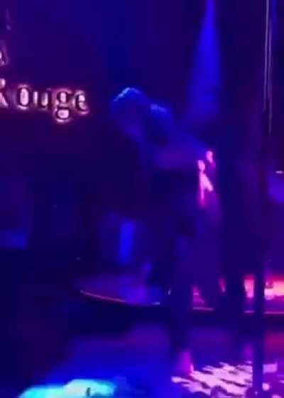 Amateur night goes wrong 👀 