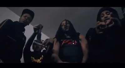 *MEME VISUAL* Exposing Me (FX’d up version)