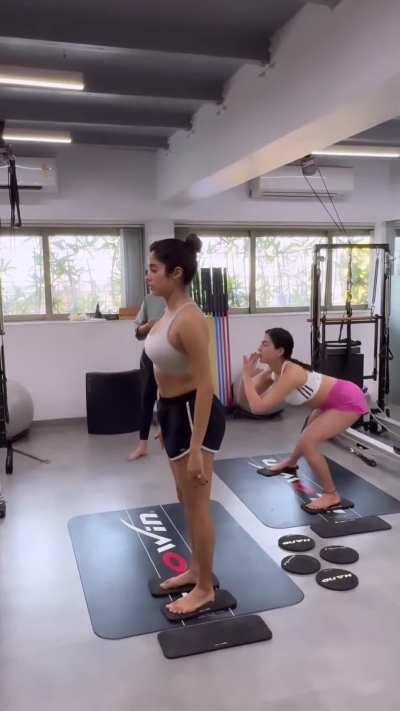 Janhvi Kapoor and Sara Ali Khan [New]