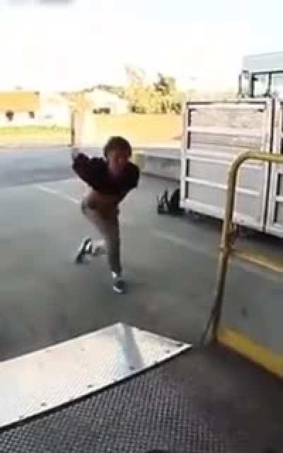 doesn't even know what i to grab