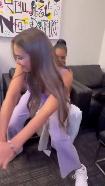 Jessica Alba and Lizzy Mathis