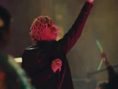 This NEEDS to be on Pink Heartz!