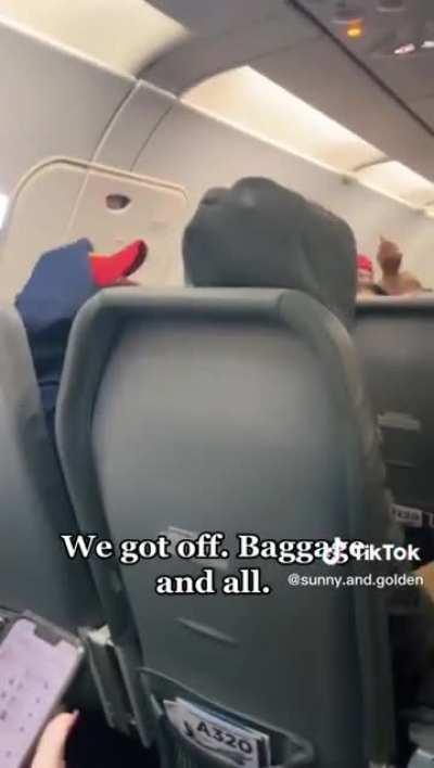 Couple on plane think they are more important than everyone else