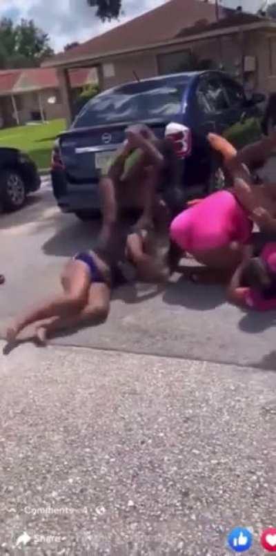 Fights in the hood