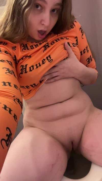 My body is flowing with delicious honey~~