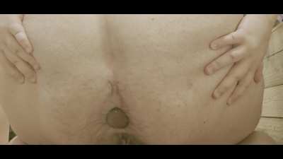 i love feeling my hole gape open after pushing out a huge egg!!!