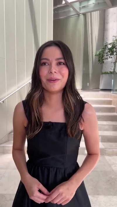 Miranda Cosgrove 