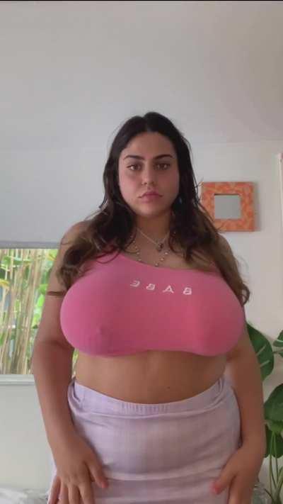 omeone who really appreciates natural ass?