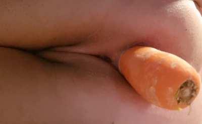 Pushing out a carrot