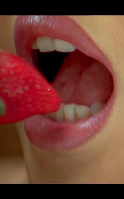 Riya Sen [Qayamat: City Under Threat]