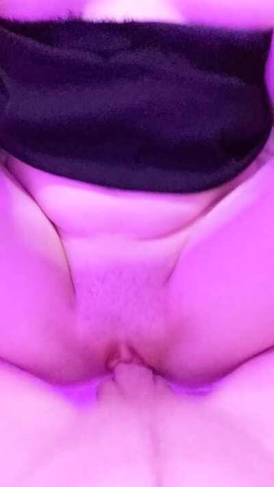 College is better with a freeuse roommate